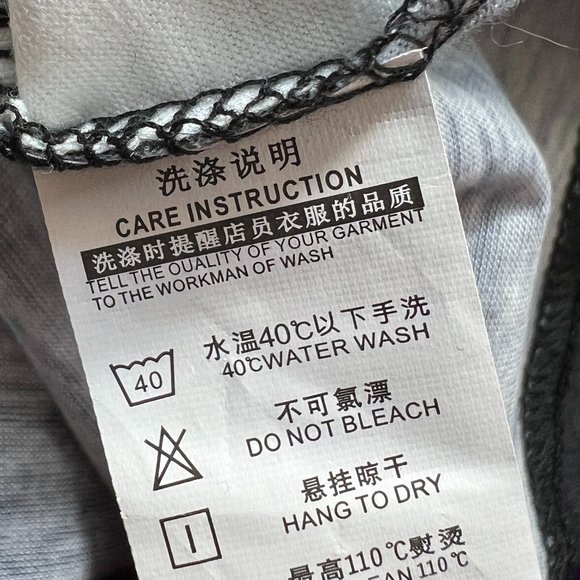 📌"Music is in the Air'  Long Cotton Blend Top with Music Notes and Keyboard - Picture 10 of 11